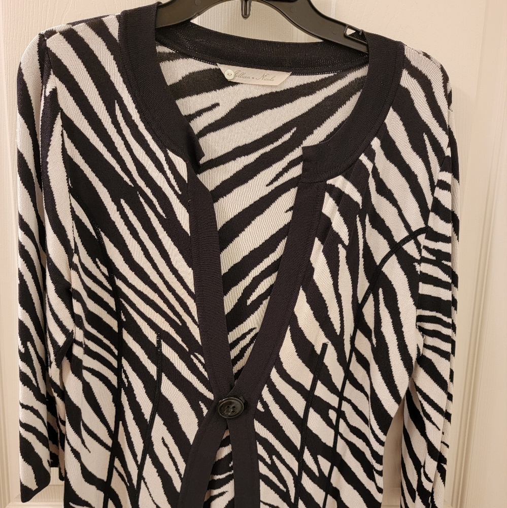 LADIES ZEBRA STRIPE CARDIGAN